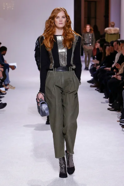 Look 28